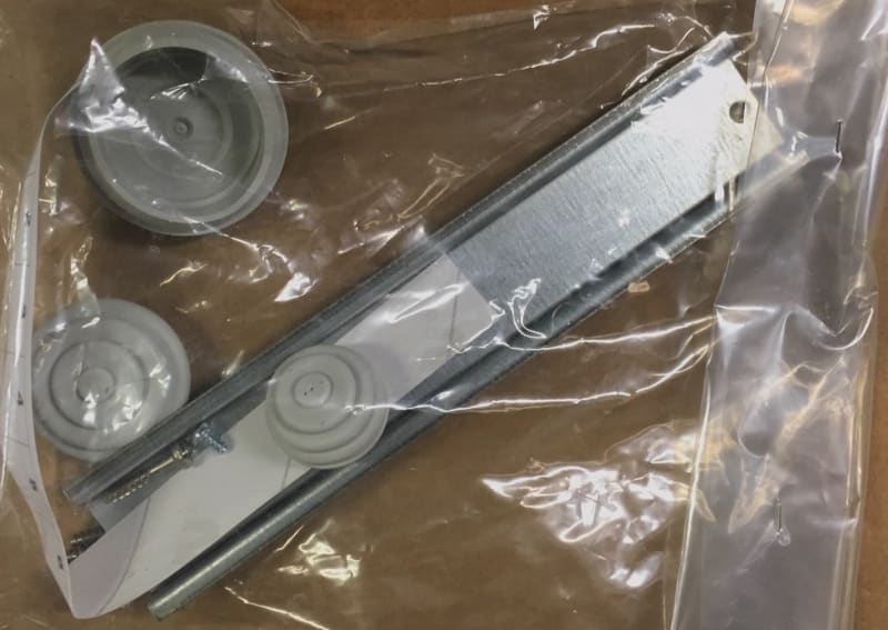 E-TERM - CE TS Tragschiene für CE/CEL 7 180mm lang (009) mit Befestigungsschrauben