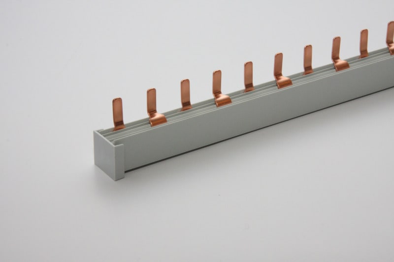 SIEMENS - Stift-SS 2-phasig 16qmm, (L1+L2+L1+L2+…), ca.1m (56TE) ausbrechb.