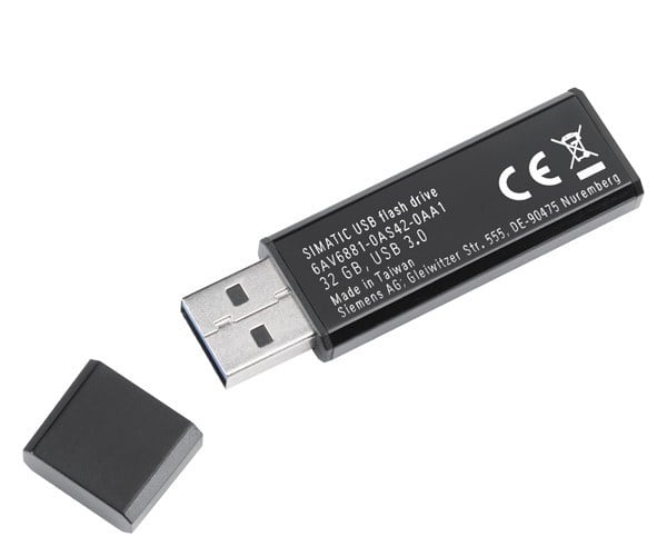 SIEMENS - SIMATIC HMI USB-FlashDrive (ohne Software) 32 GB