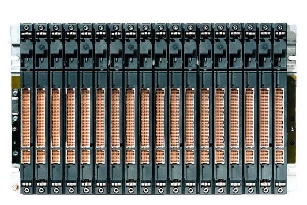 SIEMENS - SIPLUS S7-400 UR1 mit 18 Steckplätzen, Aluminium -25 ... +70 °C based on 6ES7...