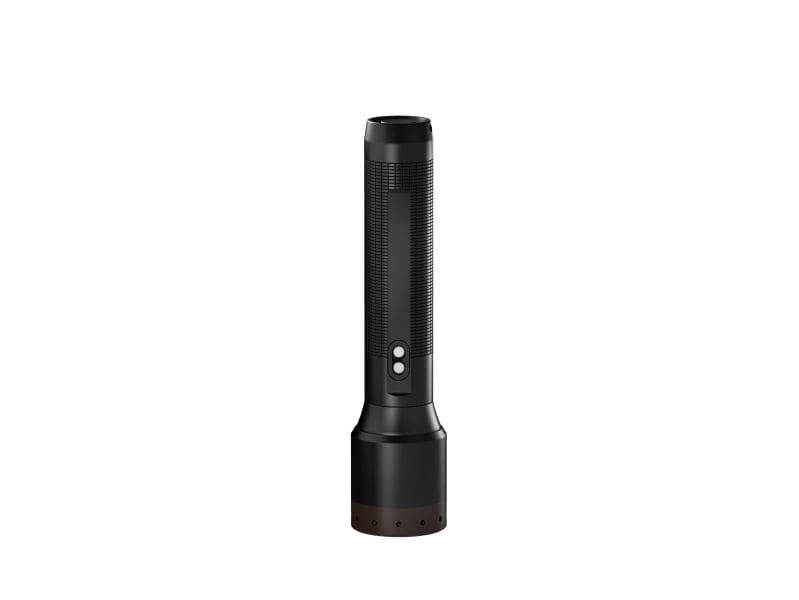 LED LENSER - Taschenlampe LED 900lm 240m 1Li-Ion IP68 fokussierbar sw