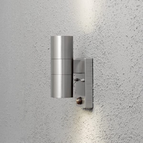 KONSTSMIDE - 2xGU10 35W 500lm 2700K IP44 Afb.u/p.BWM verz. B6,5H20T11cm