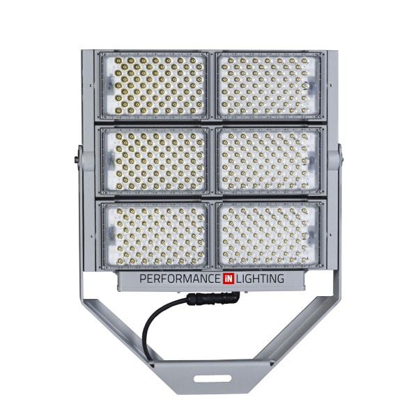 PERFORMANCE IN LIGHTING - LED-Flutlichtleuchte 5700K 1592W statisch 3CH runde gebündelte Optik