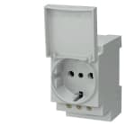 SIEMENS - Steckdose 16A mit Deckel, ohne Zulassung nach DIN VDE 0620 und CEI 23-5