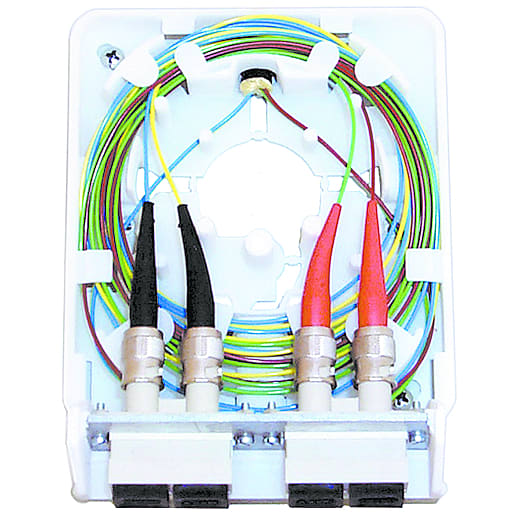 METZ CONNECT - OpDAT 4 AP 4xST MM bestückt reinweiss, 4Kupp/metall/Ph-Br