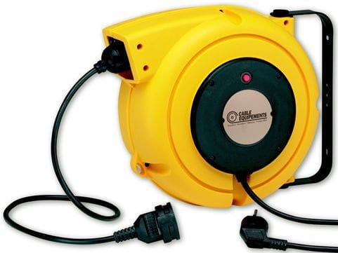 CABLE EQUIPEMENTS - Autom. Kabelaufroller PLT 500-14+1.5m 3G1,5² HO5VV-F - IP42 - Lösb. Arretierung