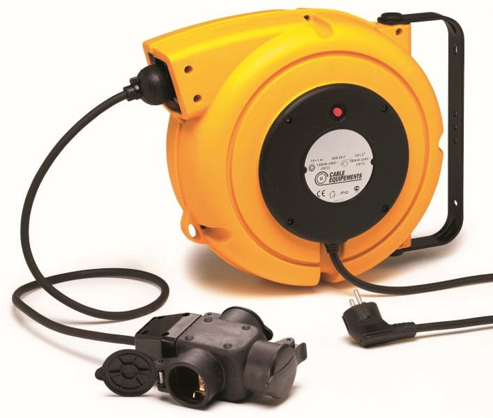 CABLE EQUIPEMENTS - Autom. Kabelaufroller PLT 500-14+1.5m 3G1,5² HO5VV-F - IP42 - Lösb. Arretierung
